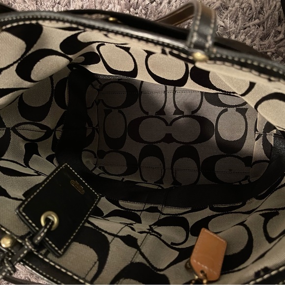 Vintage Coach tote. Authentic, reversible. Excellent condition. - Picture 6 of 9